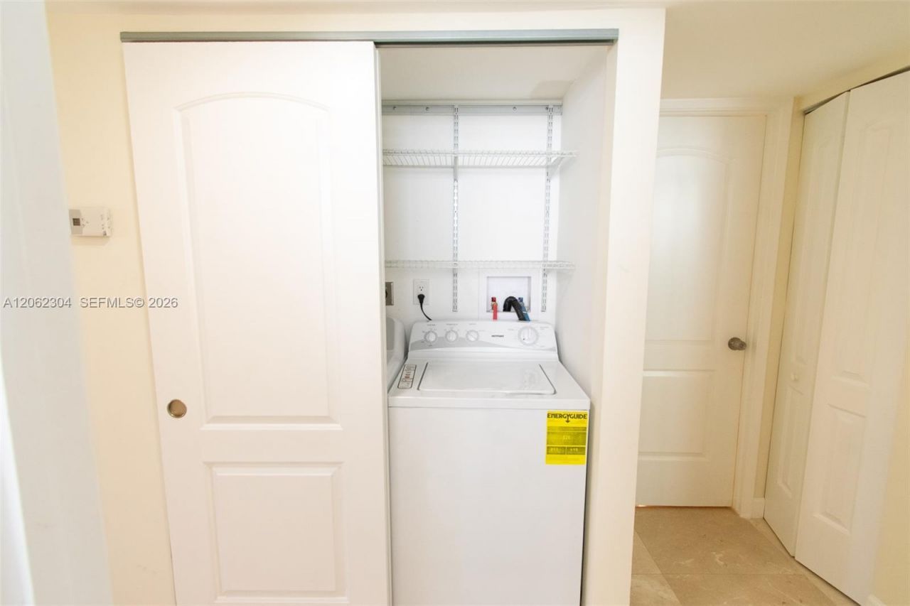 1623 Collins Ave , Unit 215, Miami Beach, FL 33139 Photo
