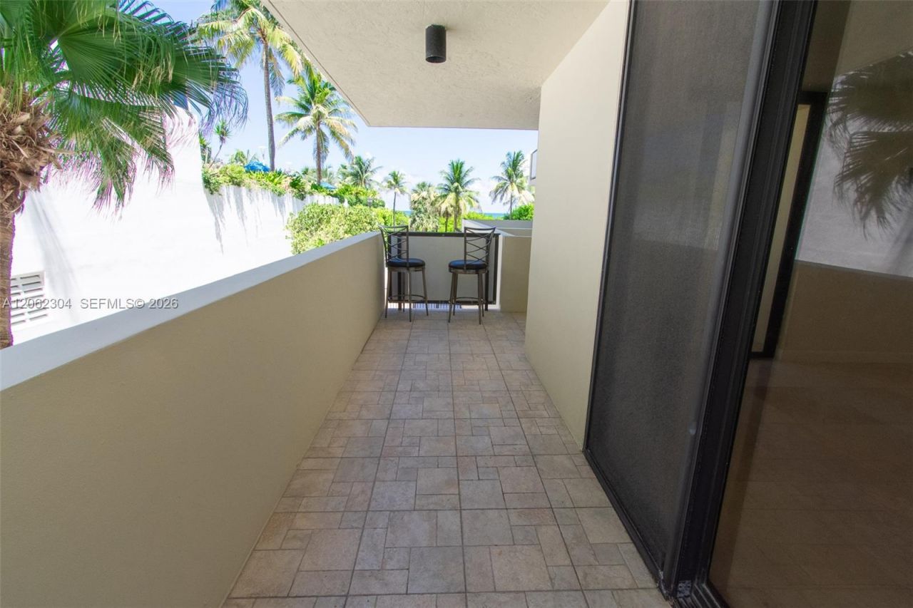 1623 Collins Ave , Unit 215, Miami Beach, FL 33139 Photo