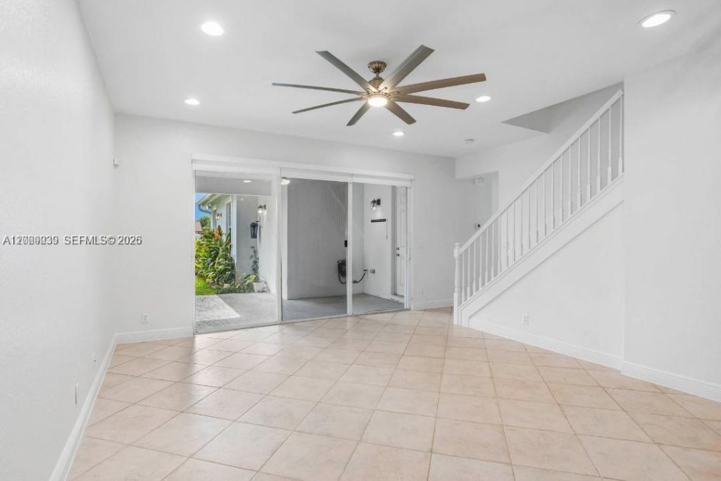 4762 Lakeside Ter, Davie, FL 33314 Photo