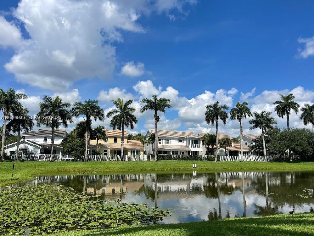 4762 Lakeside Ter, Davie, FL 33314 Photo