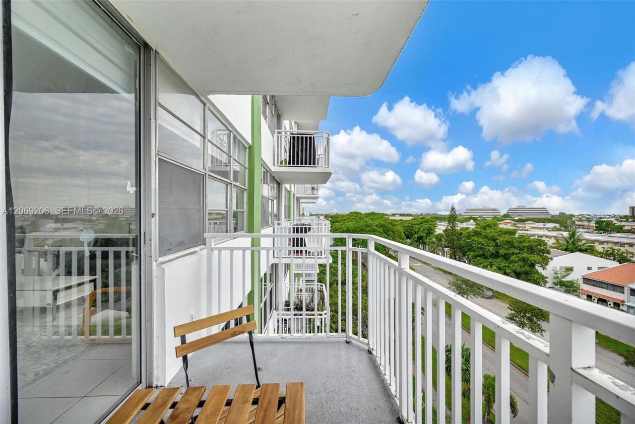 2100 Sans Souci Blvd , Unit A509, North Miami, FL 33181 Photo