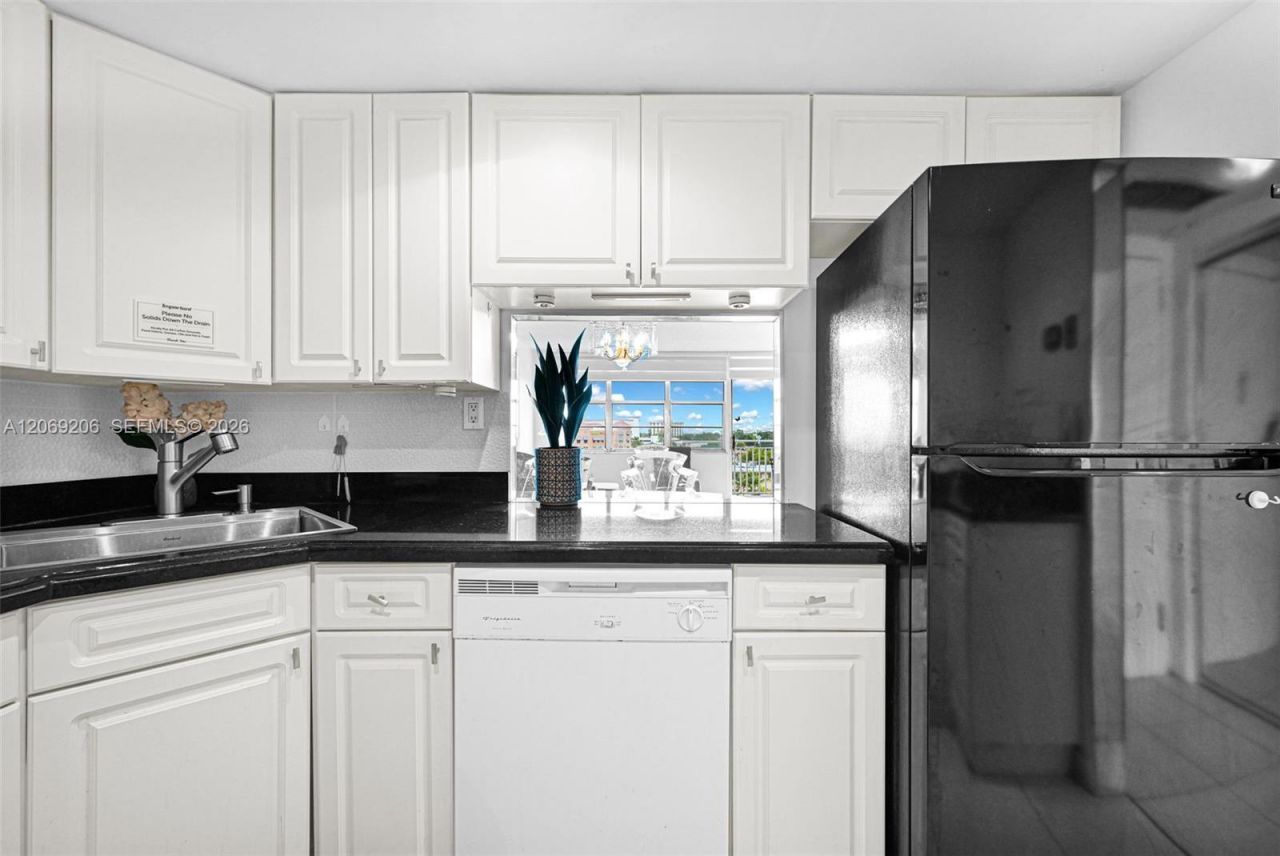 2100 Sans Souci Blvd , Unit A509, North Miami, FL 33181 Photo