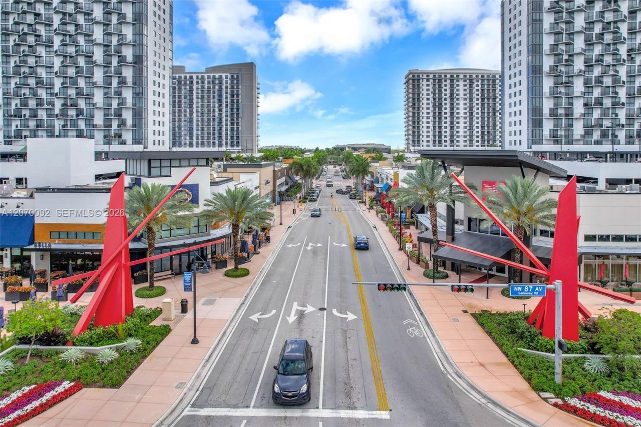 5300 Paseo Blvd , Unit 1410, Doral, FL 33166 Photo