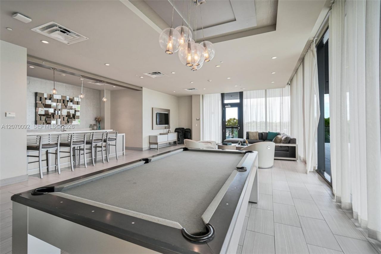 5300 Paseo Blvd , Unit 1410, Doral, FL 33166 Photo