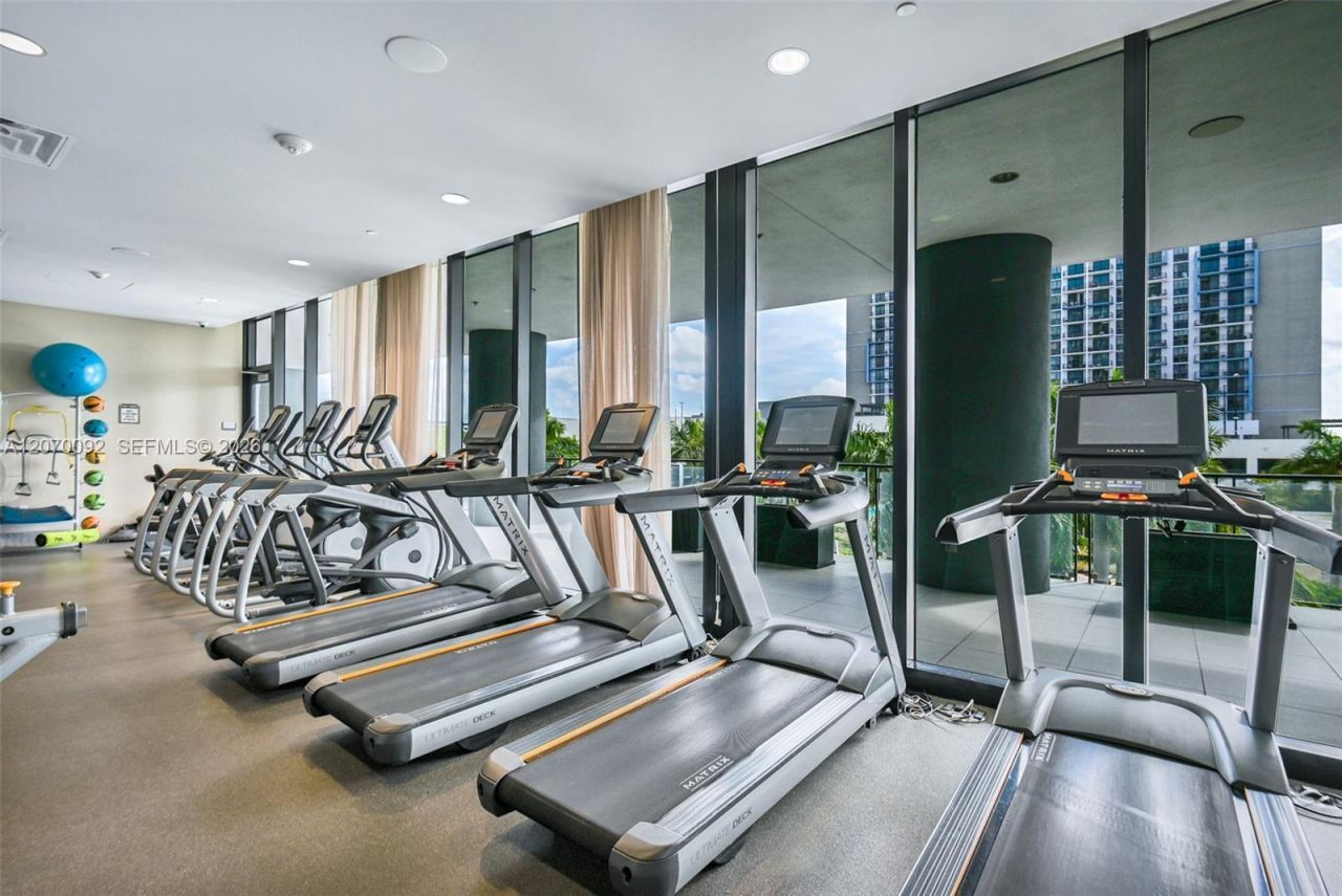 5300 Paseo Blvd , Unit 1410, Doral, FL 33166 Photo