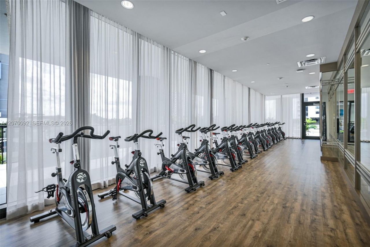 5300 Paseo Blvd , Unit 1410, Doral, FL 33166 Photo