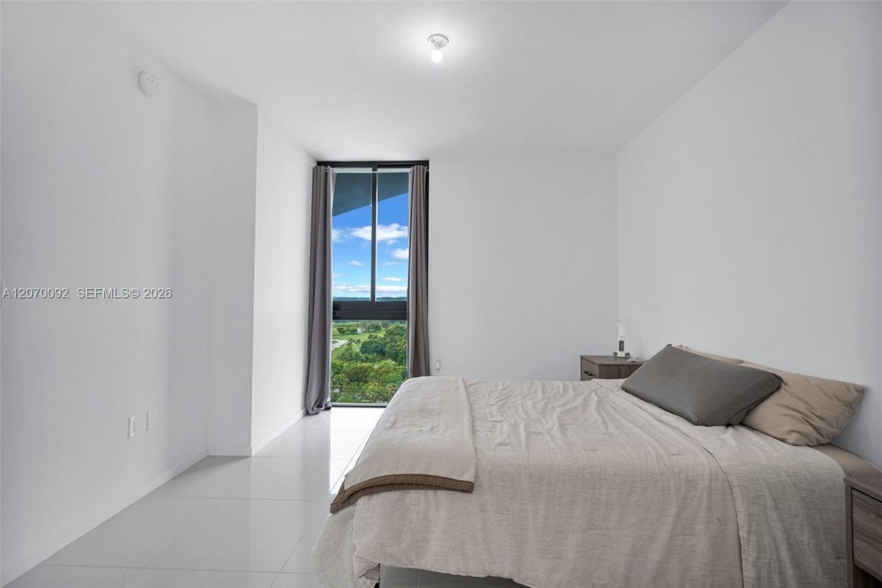 5300 Paseo Blvd , Unit 1410, Doral, FL 33166 Photo