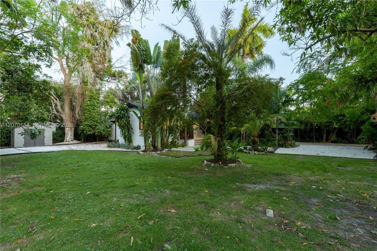 10901 NE 3rd Ave , Miami, FL 33161 Photo