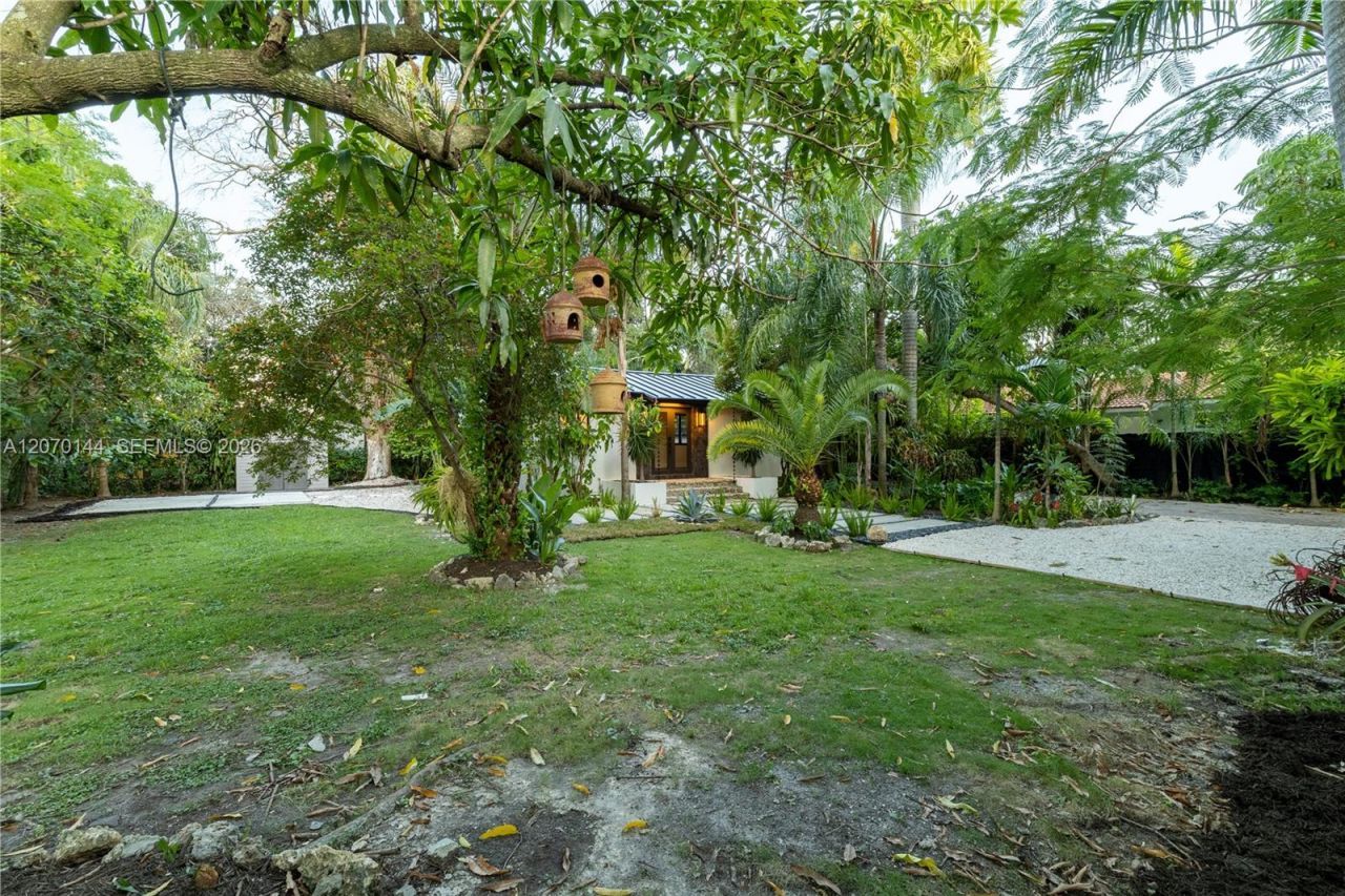 10901 NE 3rd Ave , Miami, FL 33161 Photo