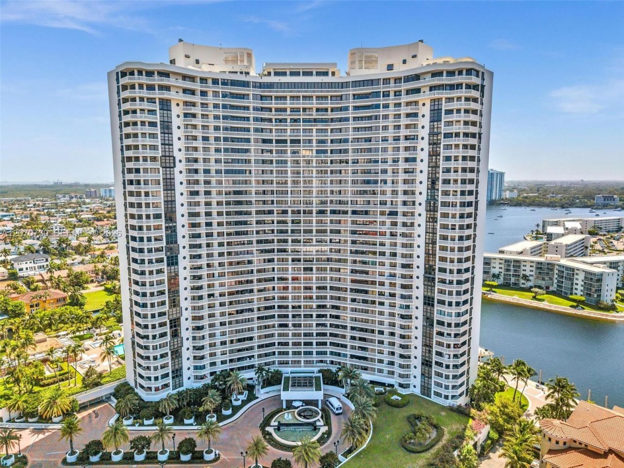 1000 W Island Blvd, Unit 1710, Aventura, FL 33160 Photo
