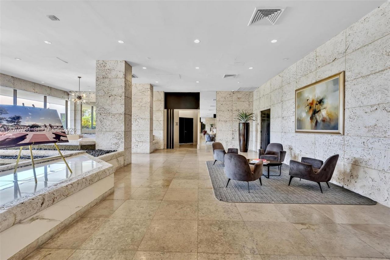 1000 W Island Blvd, Unit 1710, Aventura, FL 33160 Photo