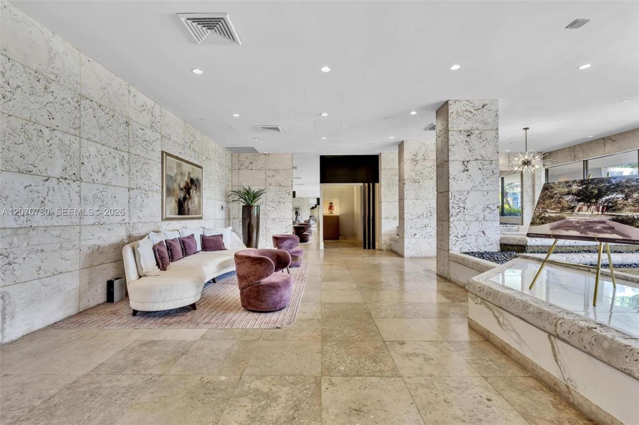 1000 W Island Blvd, Unit 1710, Aventura, FL 33160 Photo