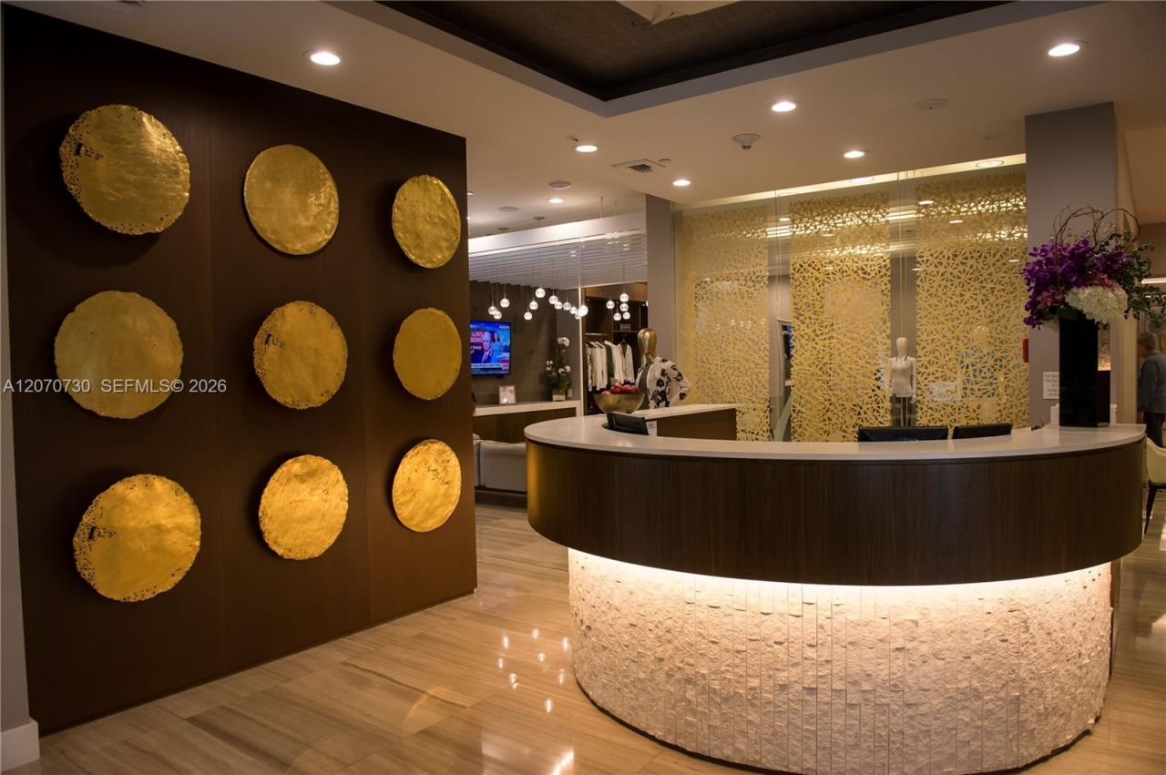 1000 W Island Blvd, Unit 1710, Aventura, FL 33160 Photo
