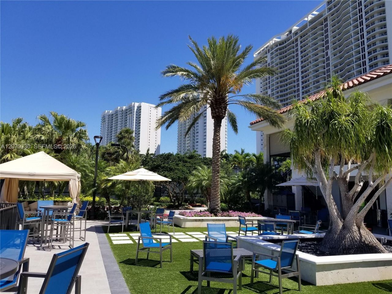 1000 W Island Blvd, Unit 1710, Aventura, FL 33160 Photo