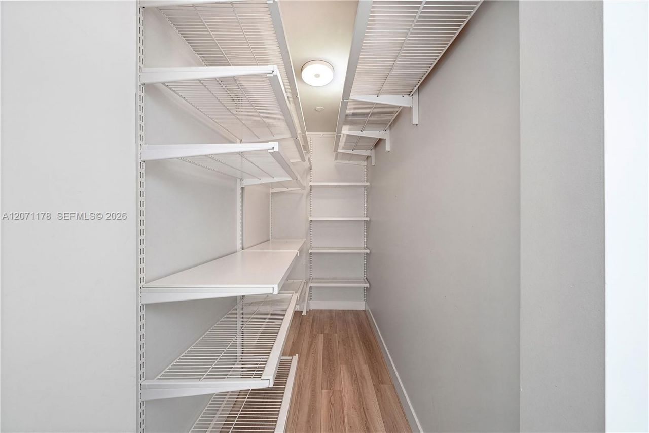 1300 S Miami Ave, Unit 3709, Miami, FL 33130 Photo