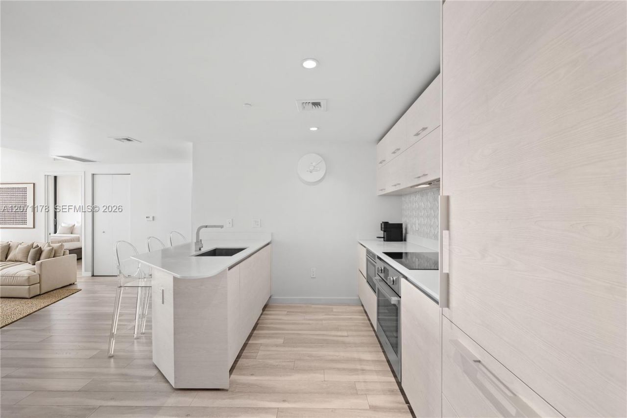 1300 S Miami Ave, Unit 3709, Miami, FL 33130 Photo