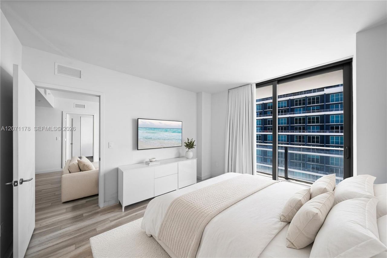 1300 S Miami Ave, Unit 3709, Miami, FL 33130 Photo