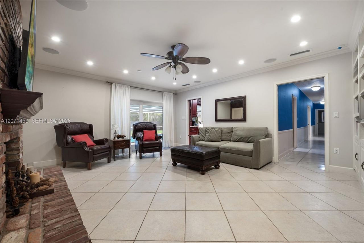 5455 SW 88th St, Miami, FL 33156 Photo