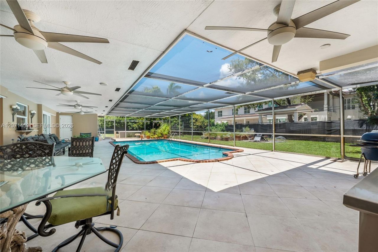 5455 SW 88th St , Miami, FL 33165 Photo