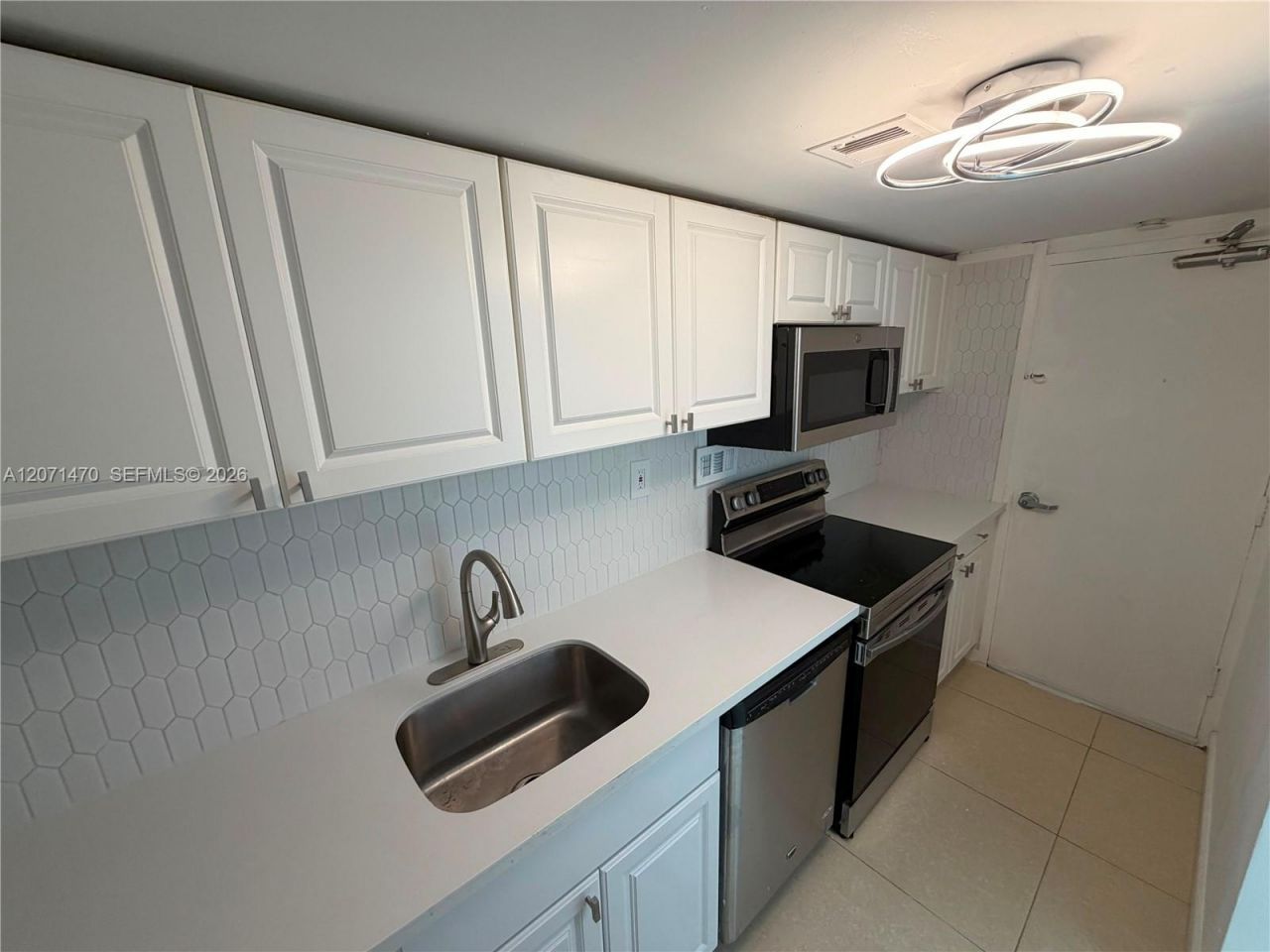 1000 West Ave , Unit 330, Miami Beach, FL 33139 Photo