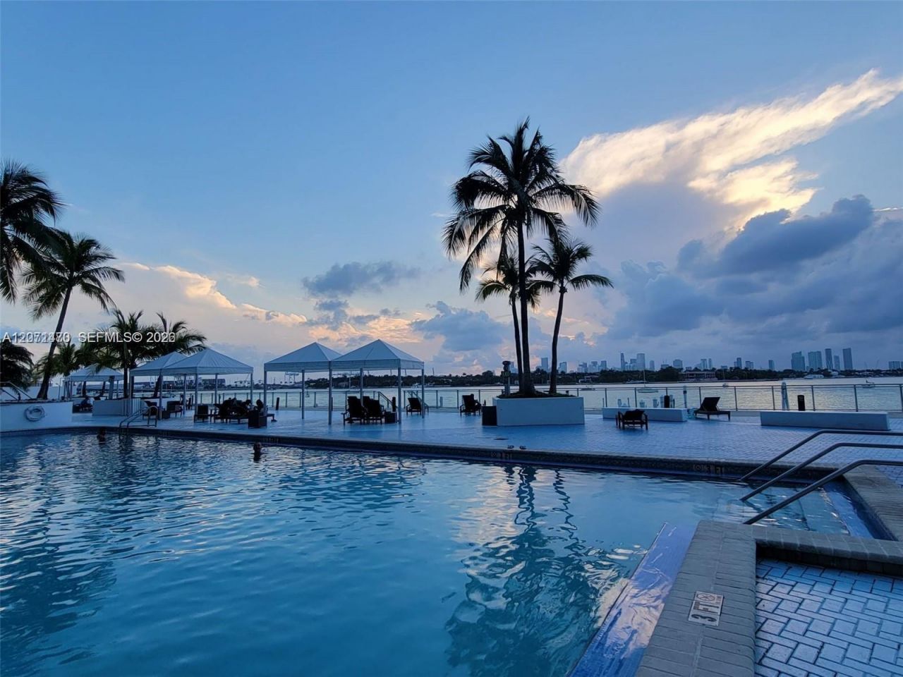 1000 West Ave , Unit 330, Miami Beach, FL 33139 Photo