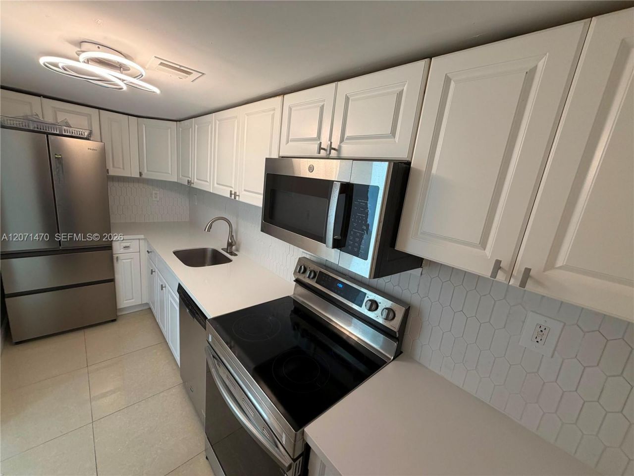 1000 West Ave , Unit 330, Miami Beach, FL 33139 Photo