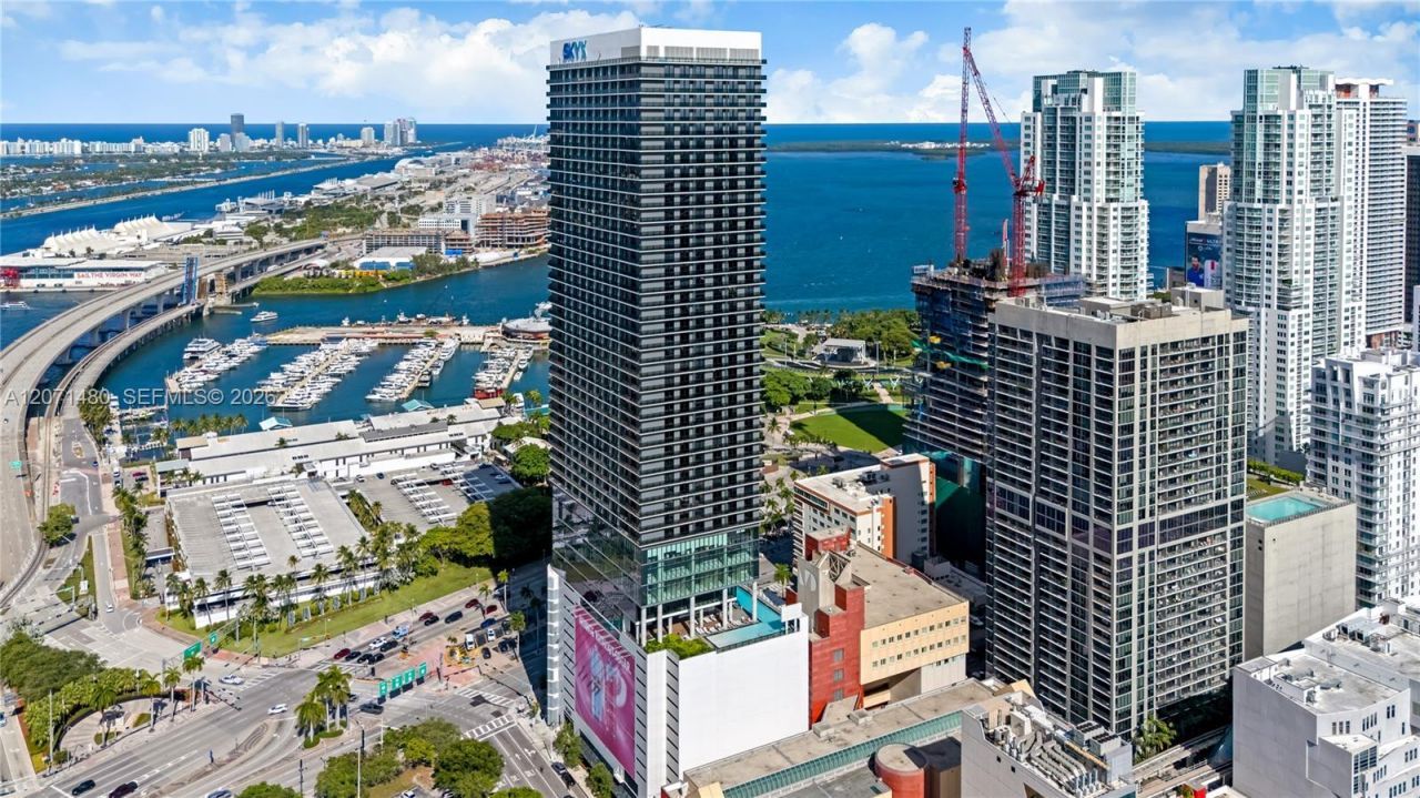 398 NE 5th St , Unit 2118, Miami, FL 33132 Photo