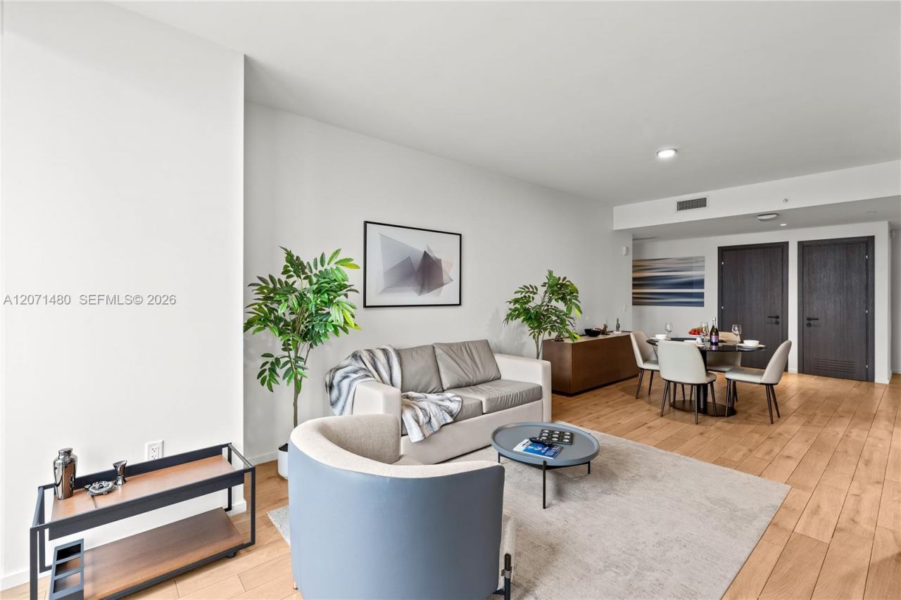 398 NE 5th St , Unit 2118, Miami, FL 33132 Photo