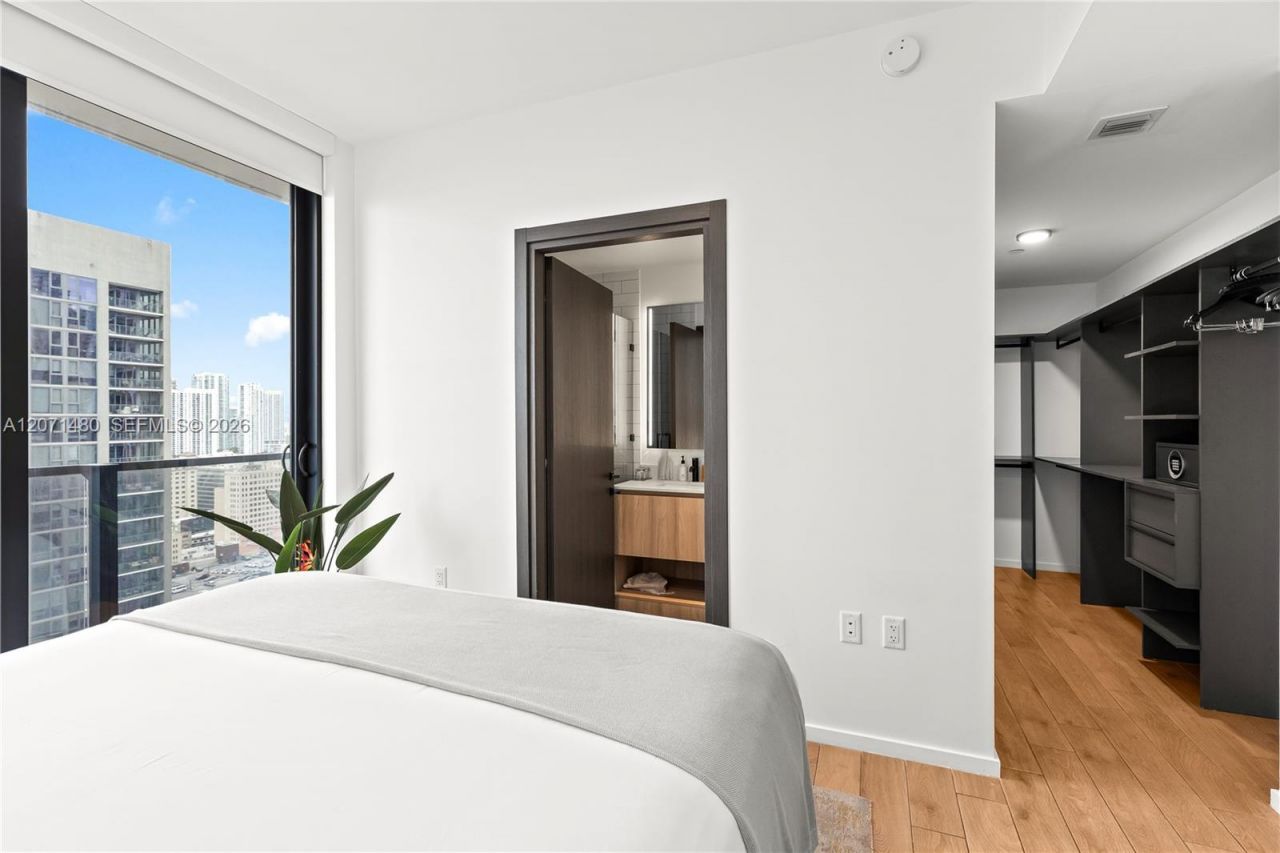 398 NE 5th St , Unit 2118, Miami, FL 33132 Photo