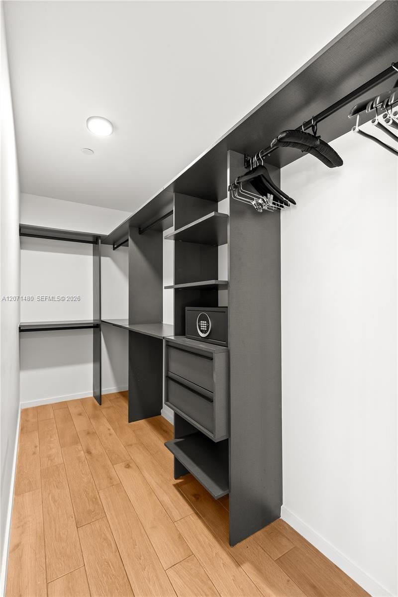 398 NE 5th St , Unit 2118, Miami, FL 33132 Photo