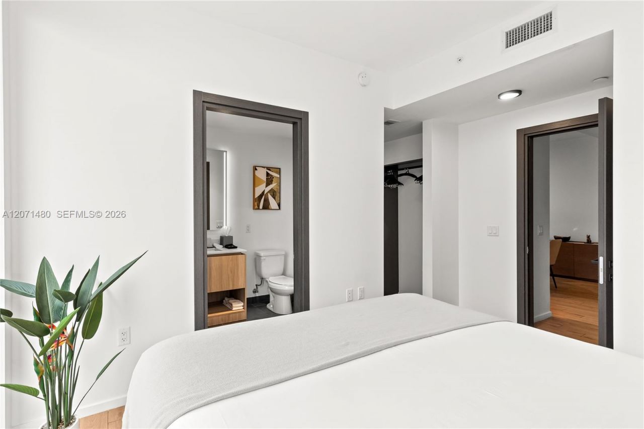 398 NE 5th St , Unit 2118, Miami, FL 33132 Photo