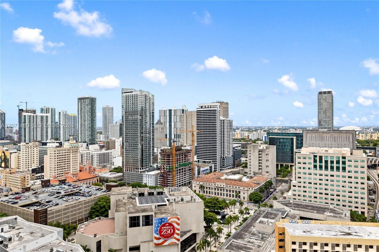398 NE 5th St , Unit 2118, Miami, FL 33132 Photo