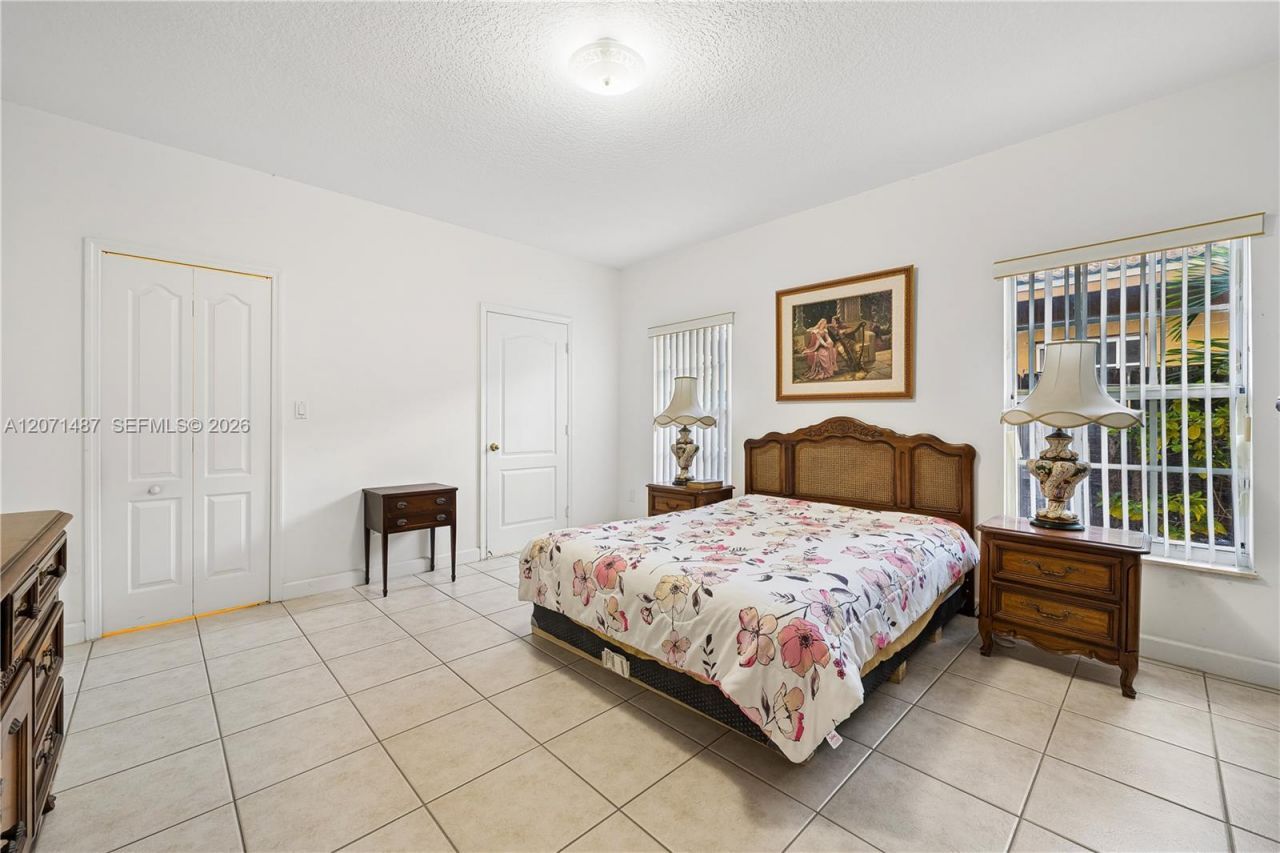 1220 SW 139th Ave, Miami, FL 33184 Photo