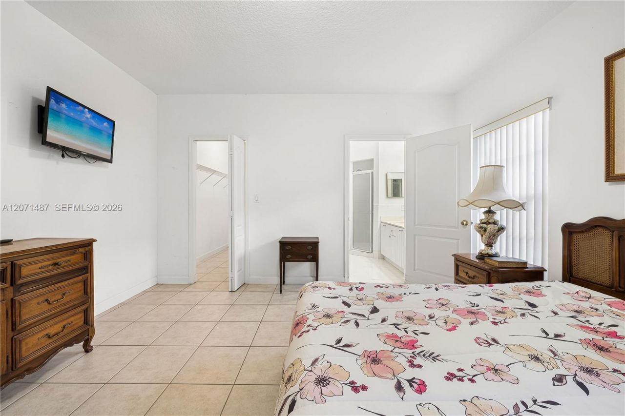 1220 SW 139th Ave, Miami, FL 33184 Photo