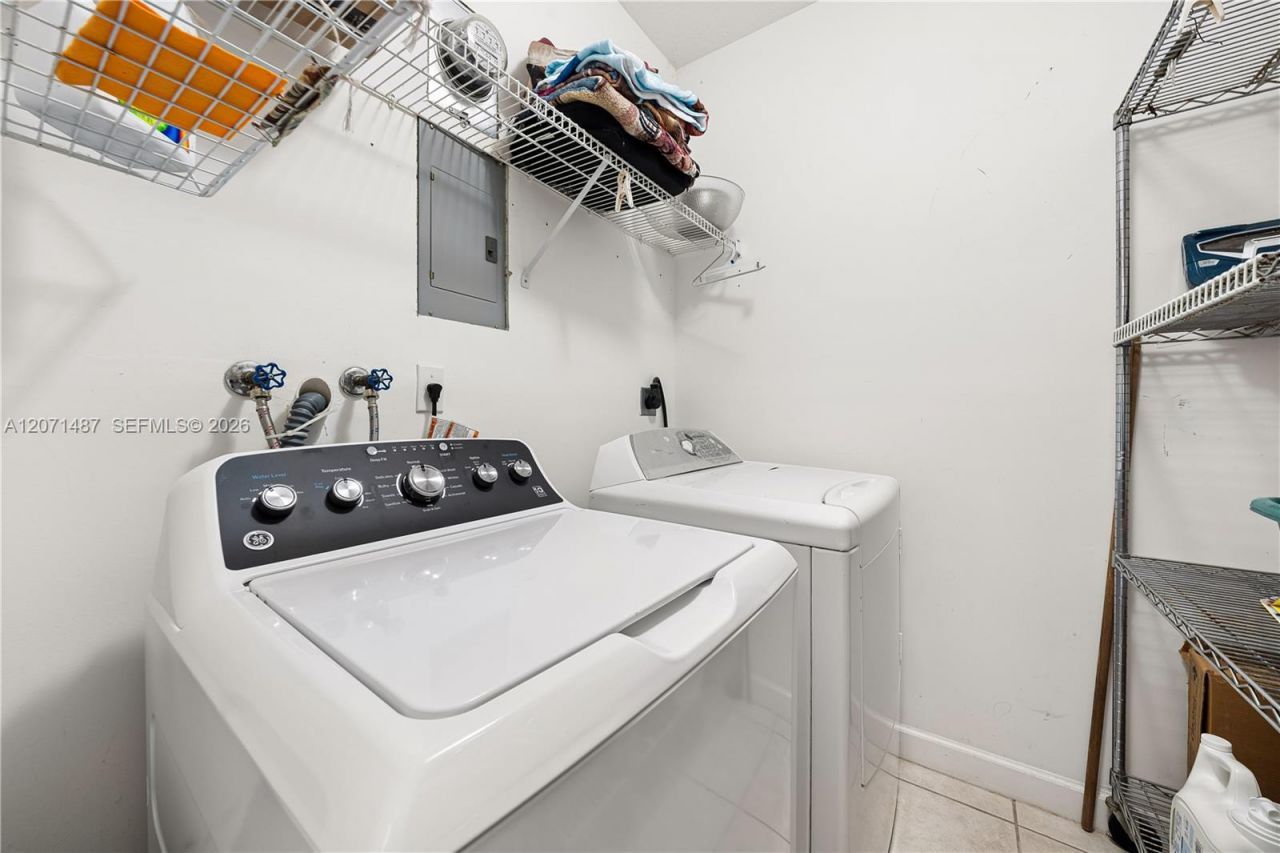 1220 SW 139th Ave, Miami, FL 33184 Photo