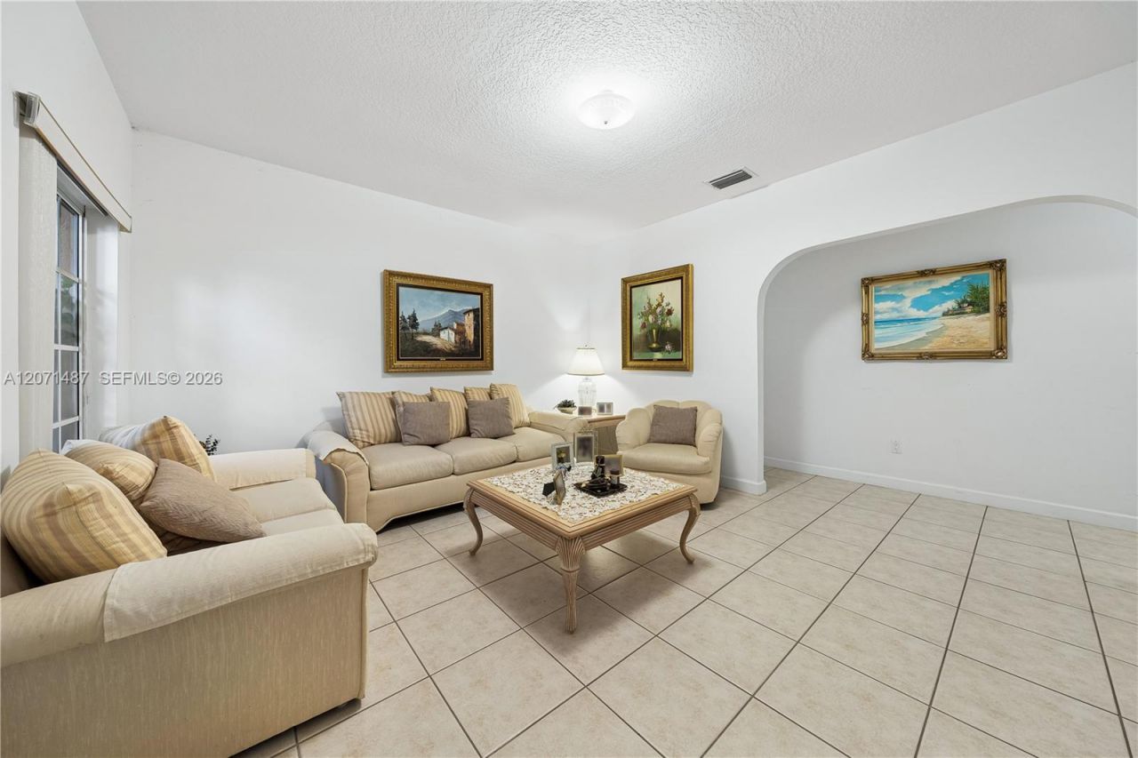 1220 SW 139th Ave, Miami, FL 33184 Photo
