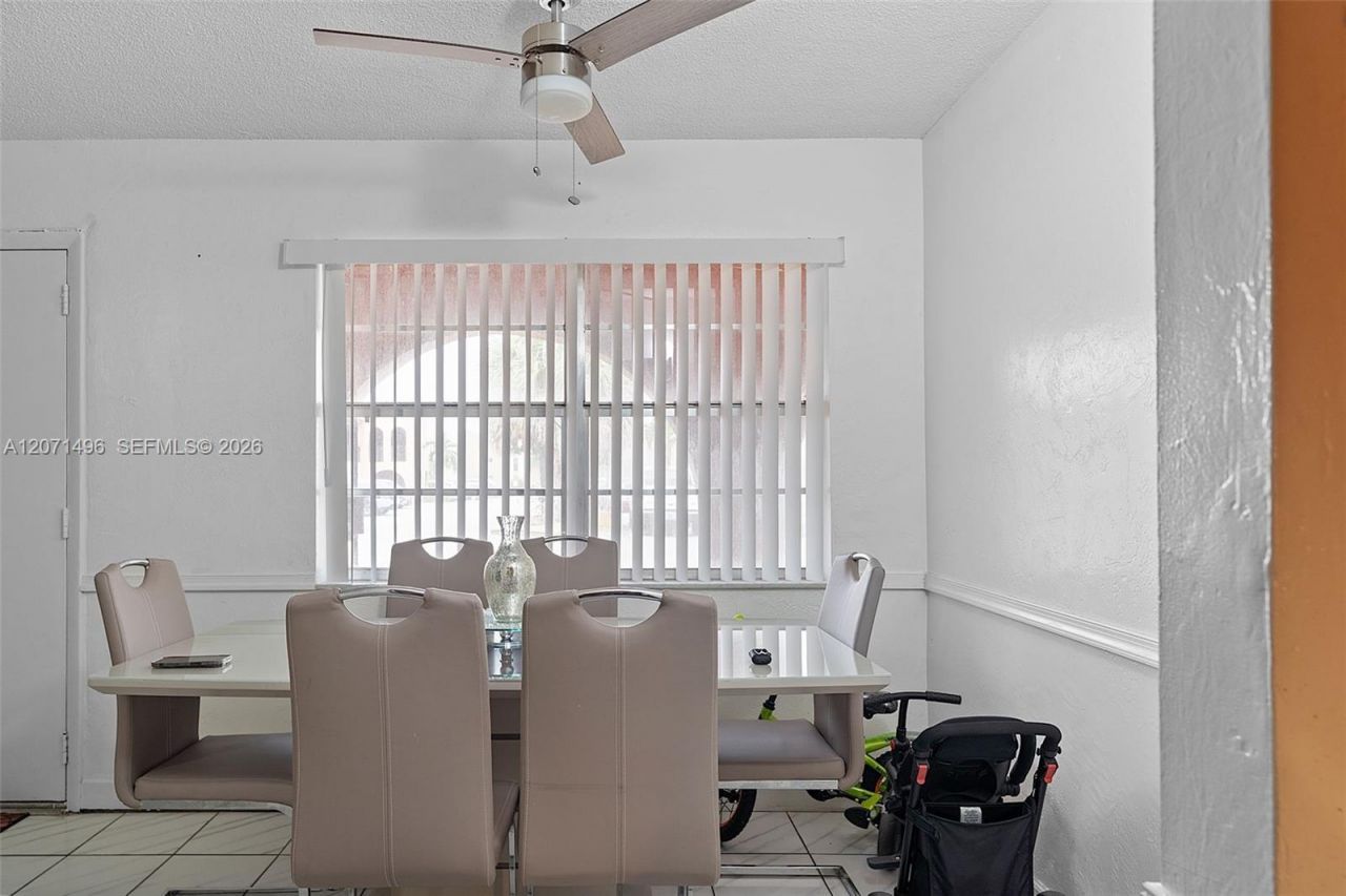 6620 W 2nd Ct, Unit 104, Hialeah, FL 33012 Photo
