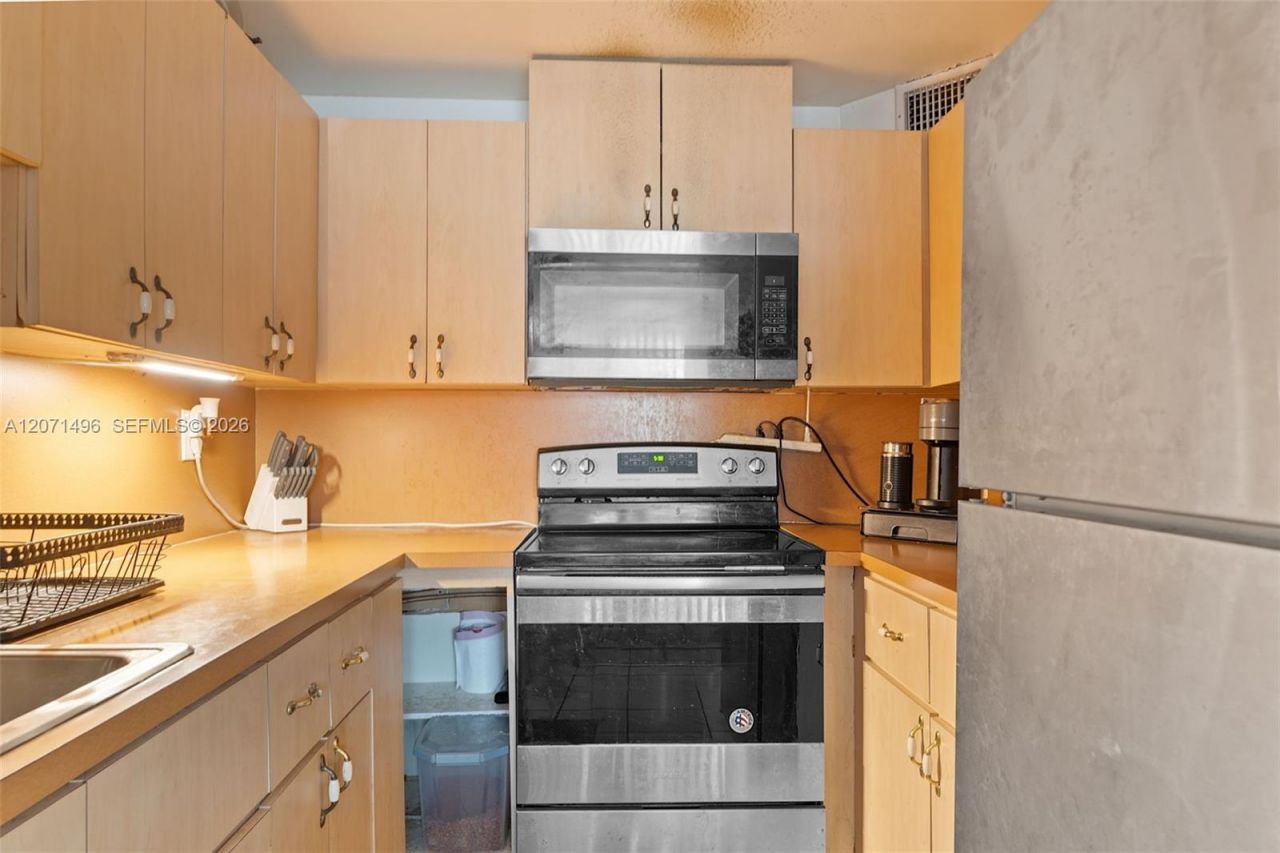 6620 W 2nd Ct, Unit 104, Hialeah, FL 33012 Photo