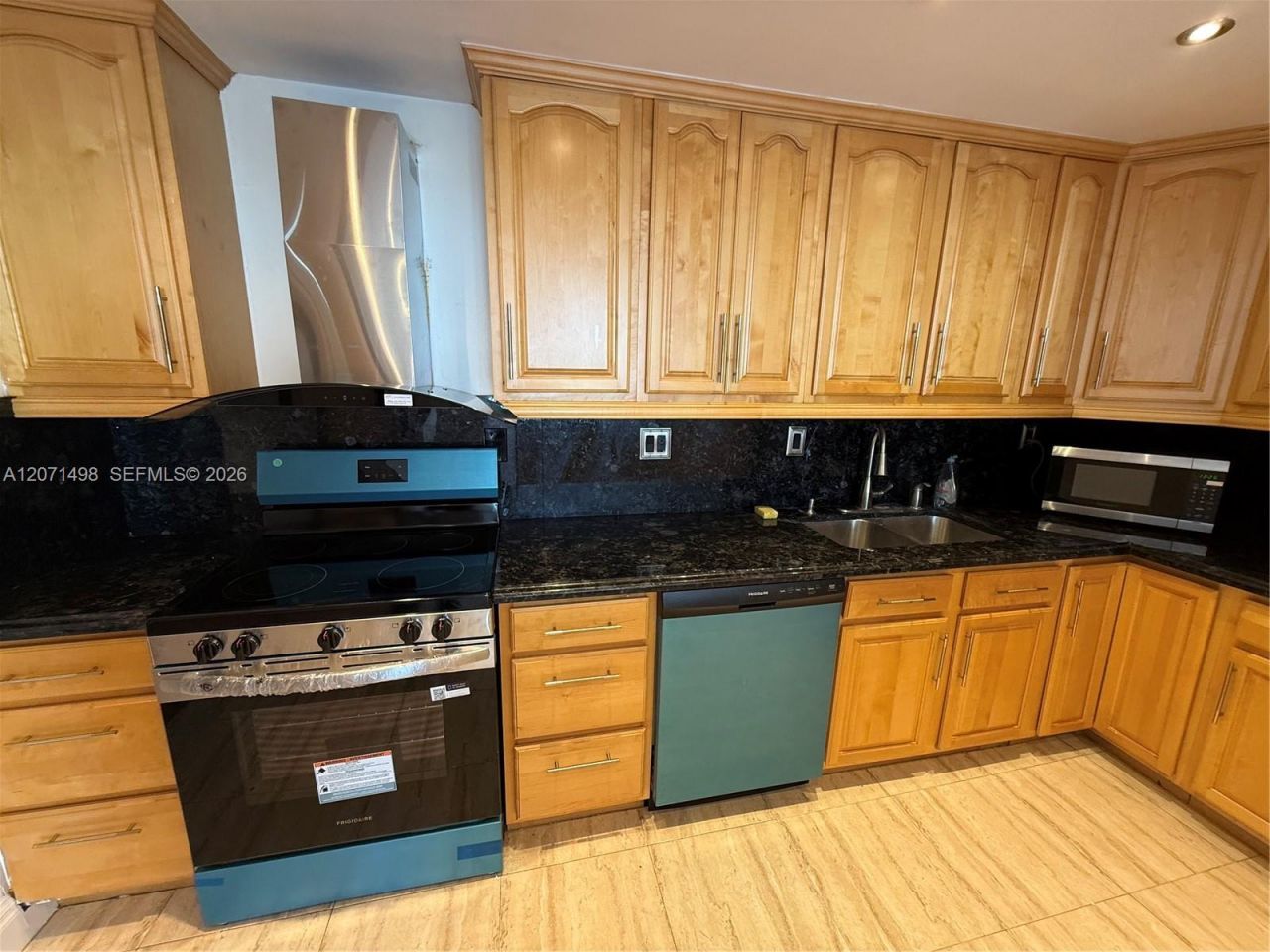 19380 Collins Ave , Unit PH-11, Sunny Isles Beach, FL 33160 Photo
