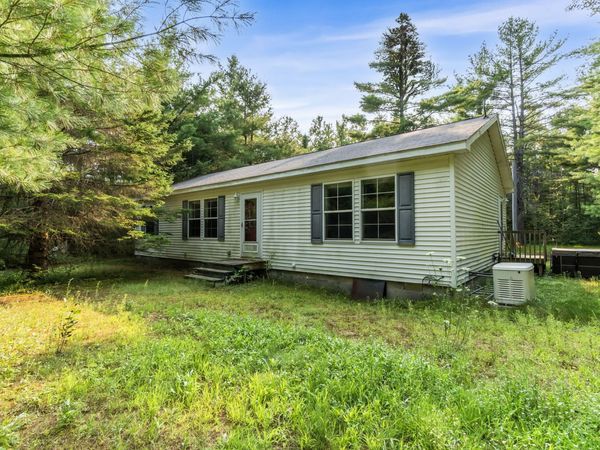 2420 Del Road, Levering, MI 49755