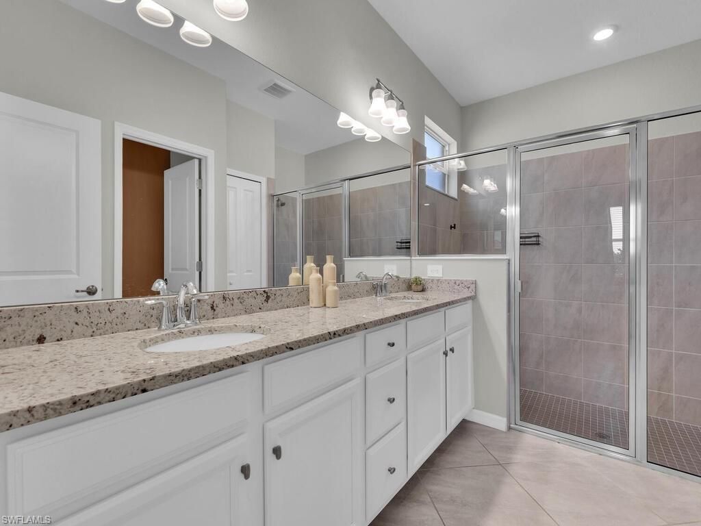 3637 Passion Vine Dr, Alva, FL 33920 Photo