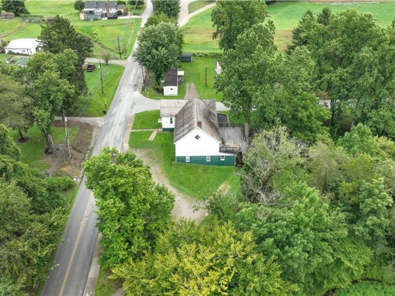 980 Shamrock Drive, Barnesville, OH 43713 Photo 7