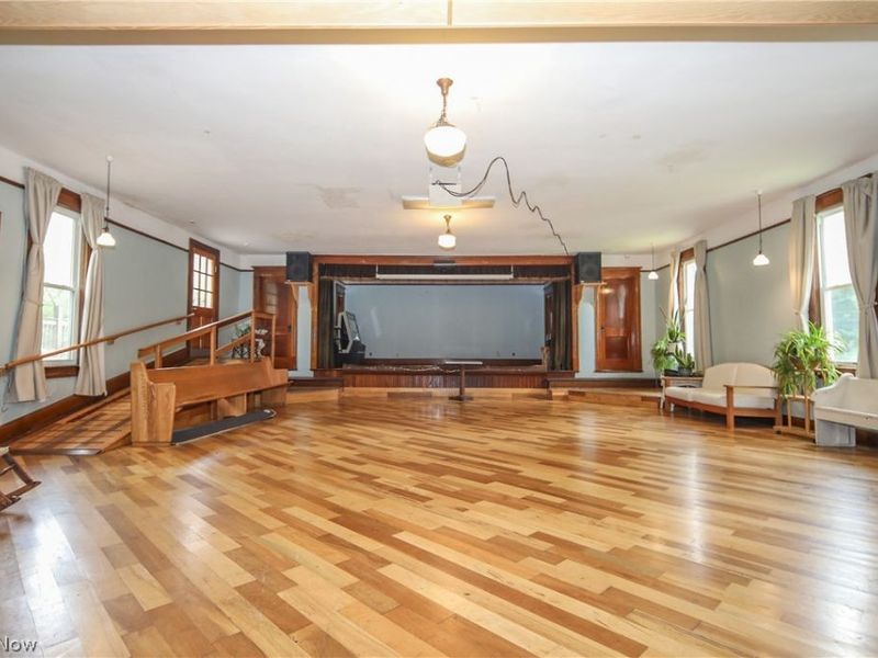 980 Shamrock Drive, Barnesville, OH 43713 Photo 9
