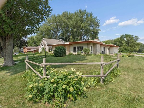 200 Fairway Drive, Clear Lake, IA 50428