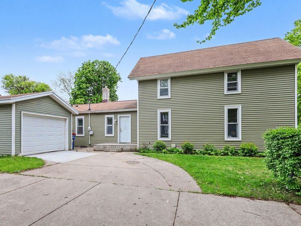 831 NW Second Street NW, Grand Rapids, MI 49504
