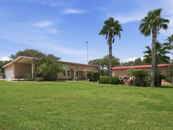 4885 COUNTY ROAD 329, Beeville, TX 78102