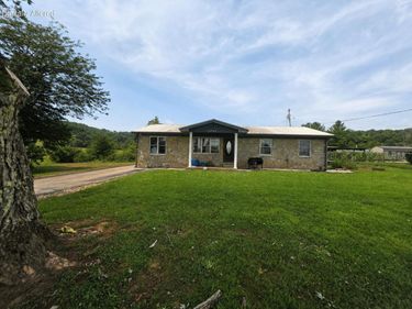 3727 KY-192 , Somerset, KY 42501