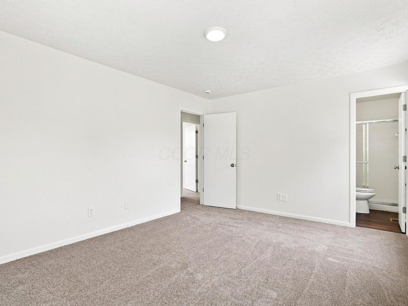 1449 Tall Pine Court , Columbus, OH 43223 Photo 8