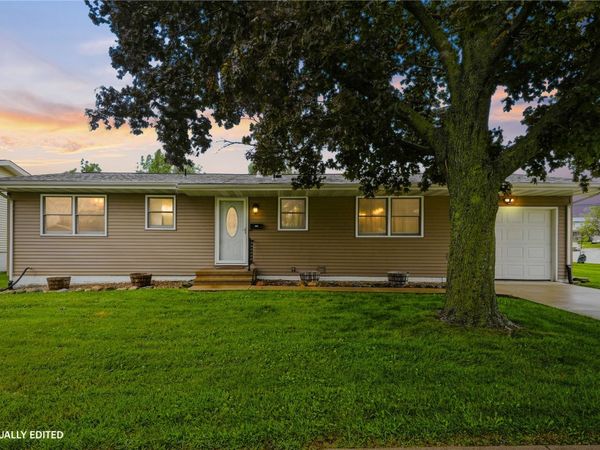 172 NW Sunrise , Cedar Rapids, IA 52405