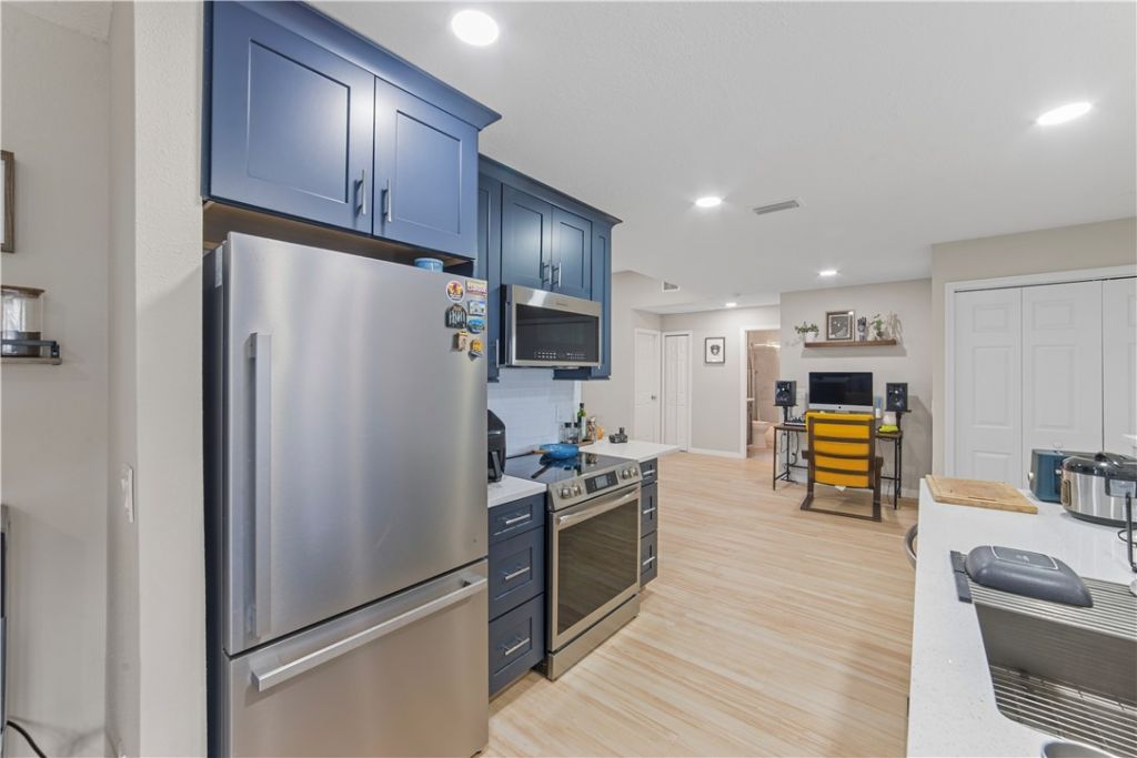 1003 Red Oak Circle, Out Of Area, FL 33511 Photo